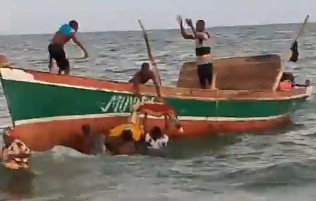 Naufrágio de barco de pesca em Moçambique deixa ao menos 96 mortos