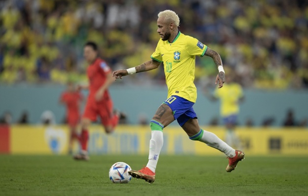 Neymar recebe alta após avaliação médica