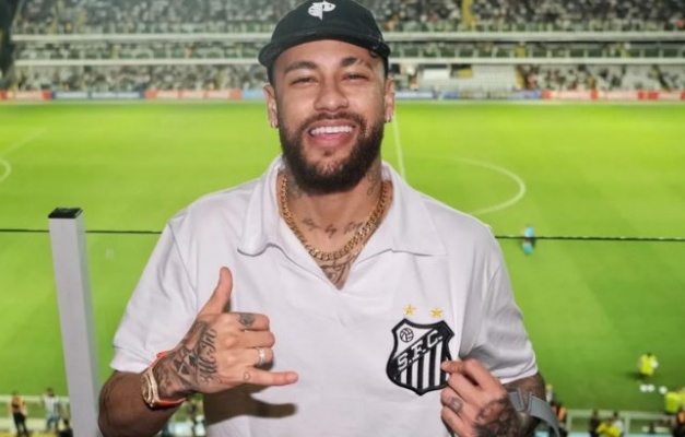 Neymar será apresentado na Vila Belmiro com show de Mano Brown