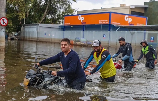 Nível do Guaíba cai 17 cm em Porto Alegre e segue baixando