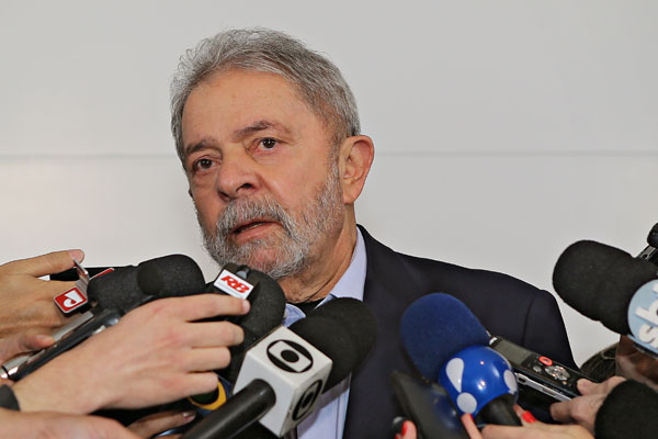 No Ceará, Lula se diz 'ofendido' por ter vida 'futucada por uns meninos do MPF'