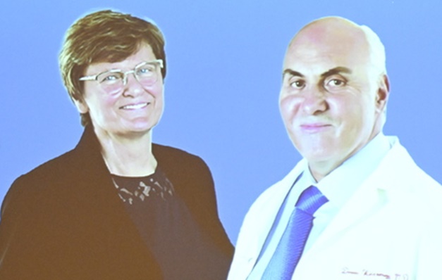 Nobel de Medicina premia responsáveis pela tecnologia da vacina da covid-19
