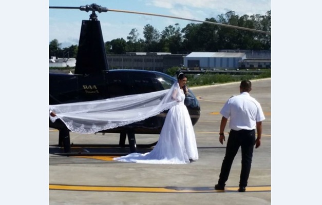 Noivo não sabia que futura esposa chegaria de helicóptero ao casamento