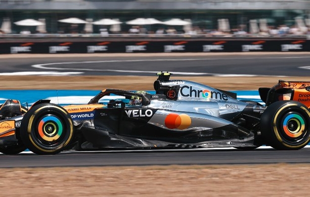 Norris supera Ferrari e domina 2º treino do GP da Inglaterra como o mais veloz