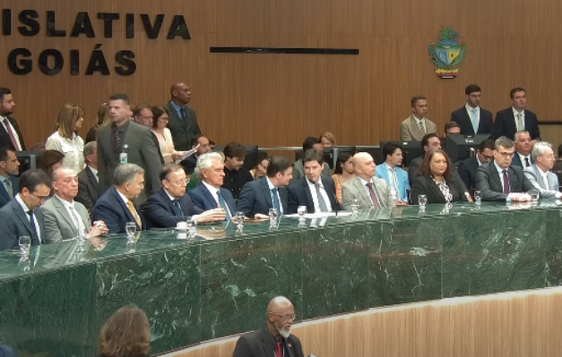 Nova Mesa Diretora da Assembleia Legislativa de Goiás é empossada