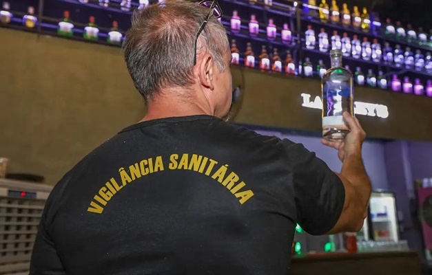 Nove estados investigam casos de intoxicação por metanol