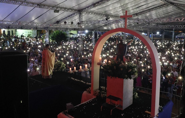 Novena em louvor a Nossa Senhora da Assunção 2025 reúne fiéis em Goiânia