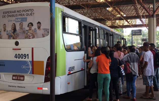 Número de ônibus do transporte coletivo é reduzido na Grande Goiânia