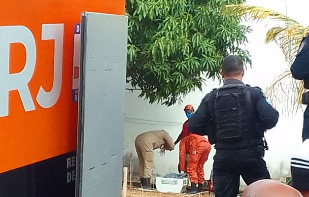 O que se sabe sobre adolescente que matou pais e irmão após ser impedido de visitar a namorada