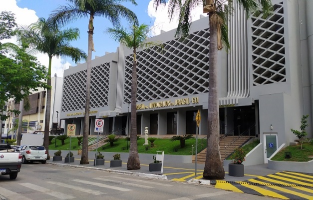 OAB-GO aciona STF e PGR para punir delegado que expôs advogado