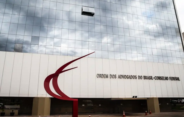 OAB proíbe inscrição de candidatos condenados por crimes raciais
