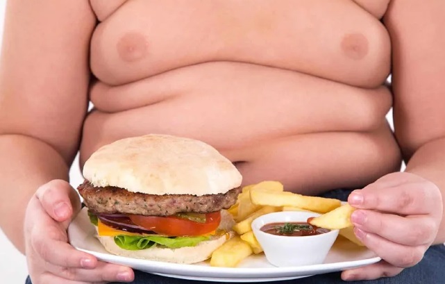 Obesidade infantil ultrapassa desnutrição pela 1ª vez, alerta UNICEF