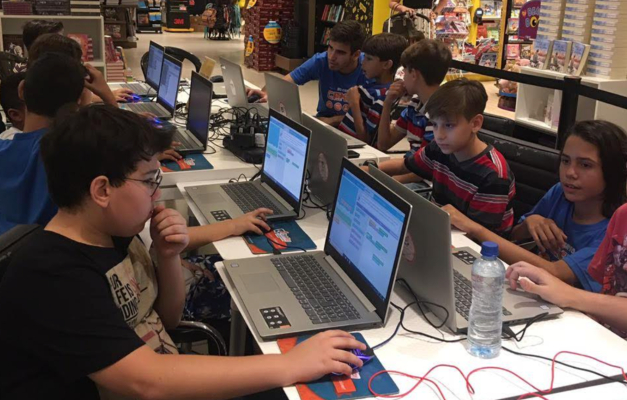 Oficina gratuita de Minecraft será realizada em Goiânia de 25 a 29 de julho