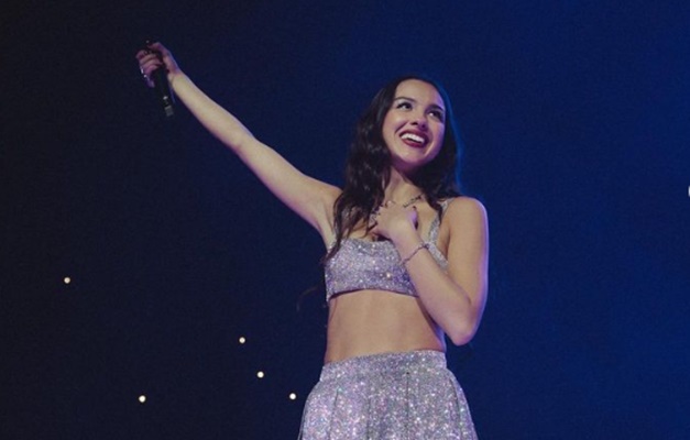 Olivia Rodrigo anuncia show no Brasil em março de 2025