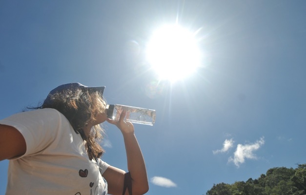Onda de calor: Goiás e outros 8 estados estão sob alerta vermelho do Inmet 
