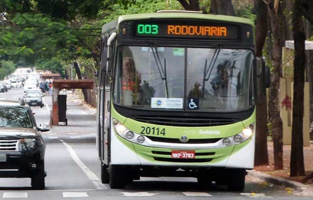 Ônibus devem ter horário exclusivo para trabalhadores de serviços essenciais