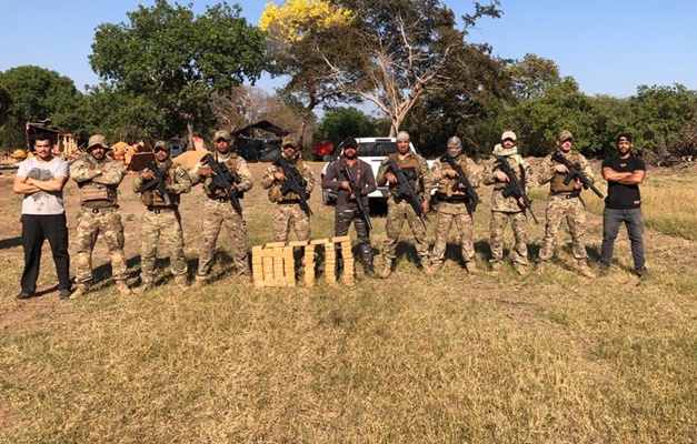 Operação conjunta da PF e da PM de Goiás apreende 80 kg de cocaína