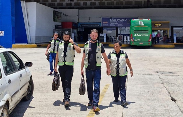 Operação do Procon fiscaliza preços de passagens na rodoviária de Goiânia 