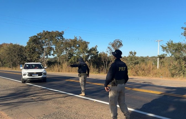 Operação Férias: PRF intensifica fiscalização contra ultrapassagem proibida