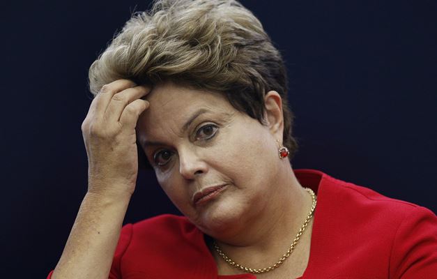 Oposição amplia pressão sobre Dilma, que cobra ministros contra impeachment
