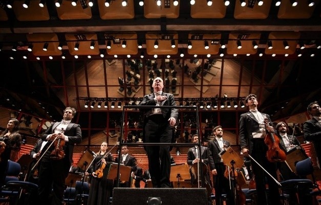 Orquestra Filarmônica de Goiás divide palco com dupla Israel & Rodolffo