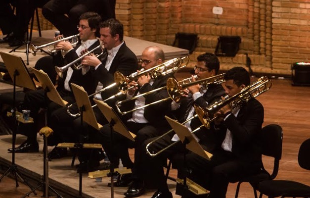 Orquestra Filarmônica de Goiás se apresenta no CCON, em Goiânia