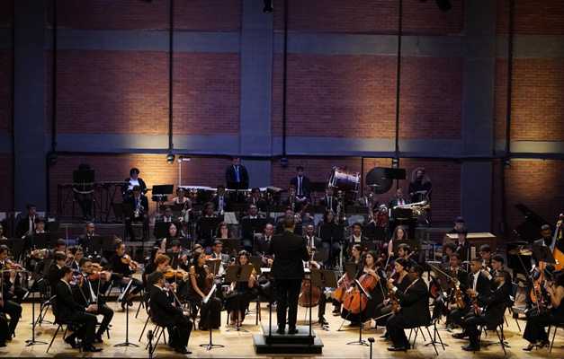 Orquestra Sinfônica Jovem de Goiás faz concerto gratuito no Basileu França