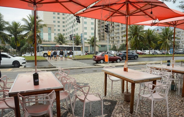 Ortopedista baleado no Rio permanece lúcido com quadro clínico estável