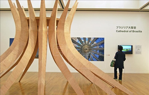 Oscar Niemeyer é tema de grande exposição no Japão