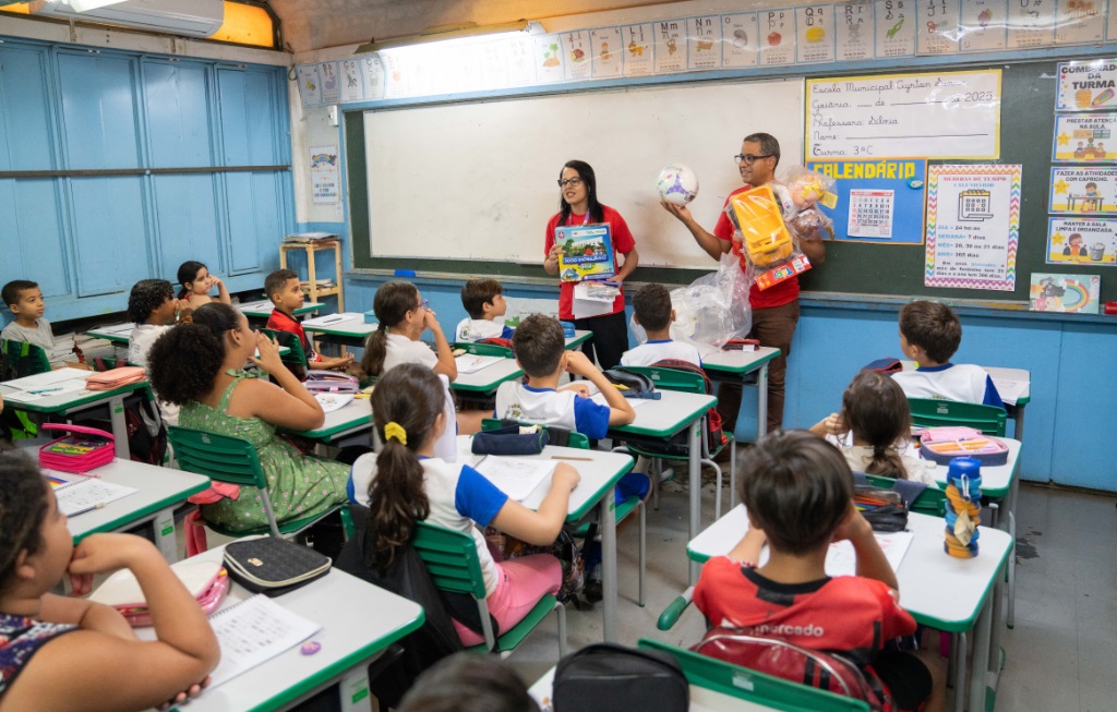 OVG e Goiás Social mobilizam escolas públicas para o Natal do Bem