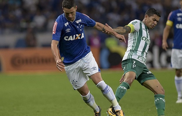 Palmeiras leva gol no fim e cai na Copa do Brasil; Cruzeiro vai à semifinal
