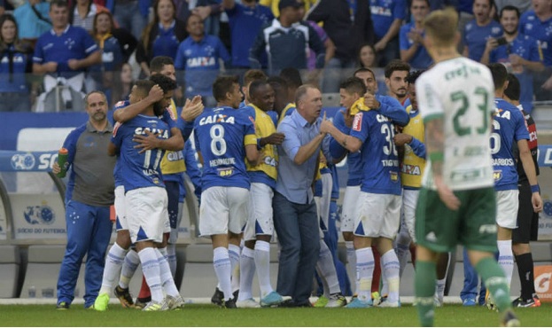 Palmeiras perde para o Cruzeiro e vê fim de sequência positiva