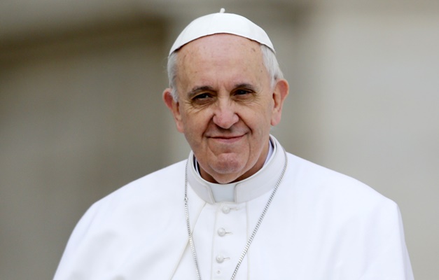 Papa Francisco diz que Igreja Católica deve se voltar para os mais necessitados