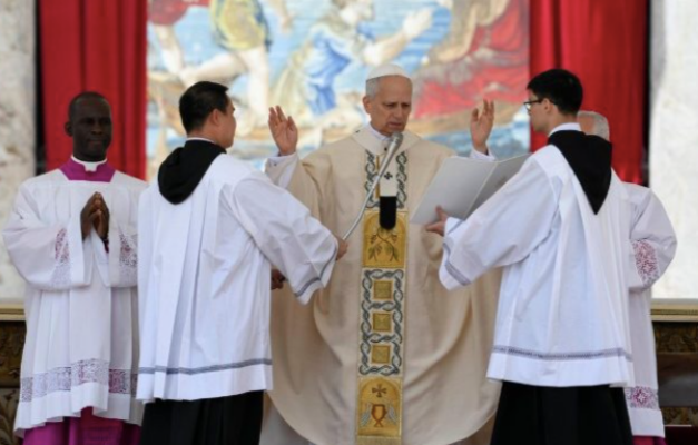 Papa Leão XIV reza missa inaugural e pede unidade para Igreja ser símbolo de paz