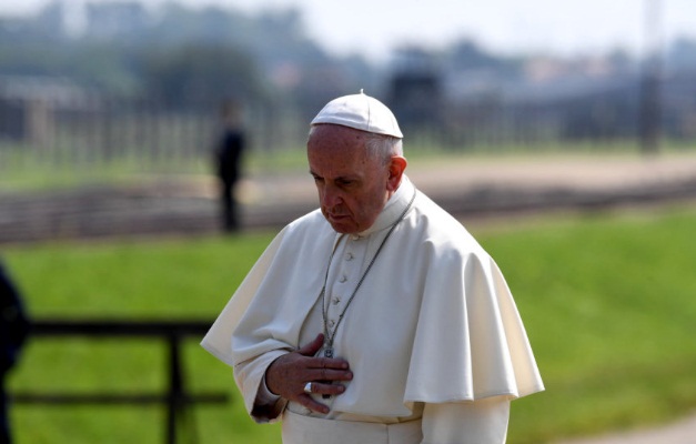 Papa vai visitar cidades atingidas por terremoto na Itália