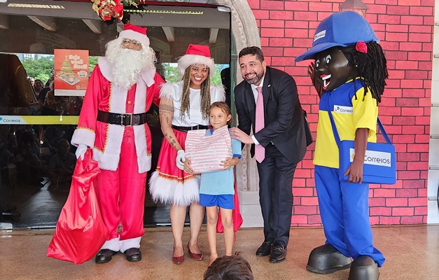 Papai Noel dos Correios atende 100% dos pedidos feitos em todo o Brasil