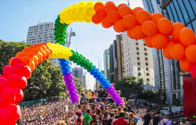 Parada do Orgulho LGBT ocupa a Paulista e inspira outras atrações