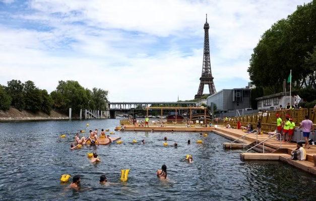 Paris reabre o Sena para banhistas após mais de 100 anos