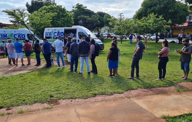 Paróquia no Conjunto Itatiaia recebe vacinação em Goiânia nesta segunda (20)