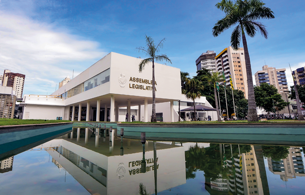 PEC que limita gastos até 2031 em Goiás é enviada à Assembleia Legislativa