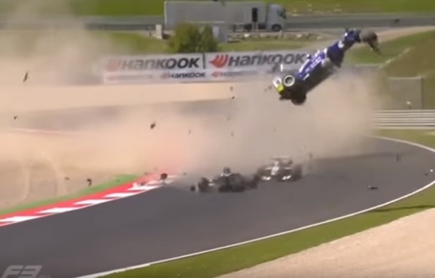 Pedro Piquet sofre acidente grave em corrida da Fórmula 3, mas passa bem