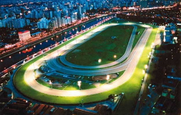 Perspectivas sobre o restauro do Jockey Club de São Paulo