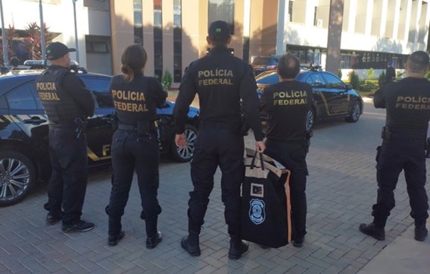 PF desarticula grupo suspeito de fraudes bancárias em Goiás e no DF