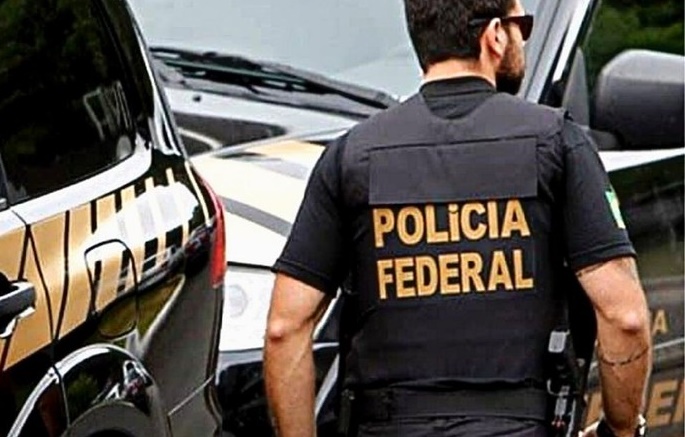 PF prende em Goiás suspeitos de exportar drogas para a França 