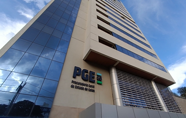 PGE-GO abre inscrições para estágio em Direito com bolsa de R$ 1 mil