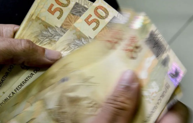 PIB cresce 0,4% no segundo trimestre, mostra IBGE