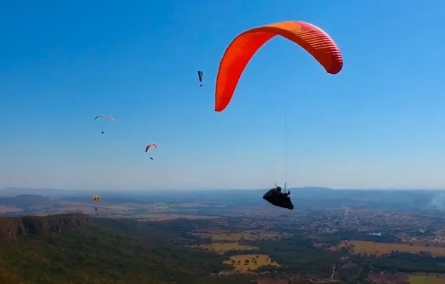 Piloto de parapente morre no Parque da Serra de Jaraguá