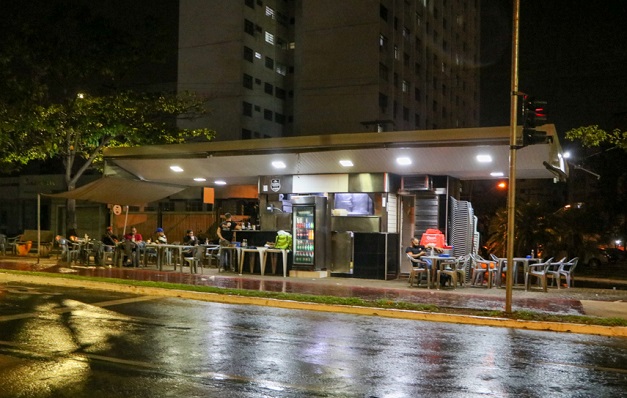 Pit dogs da Rua 10: patrimônios culturais e marcas da gastronomia de Goiânia