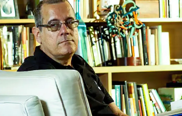 Poeta Paulo Henriques Britto é eleito para Academia Brasileira de Letras 