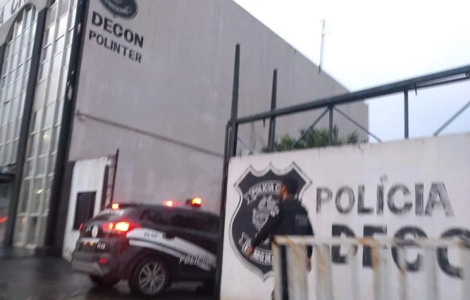 Polícia de Goiás faz buscas em empresa de móveis investigada por golpes
